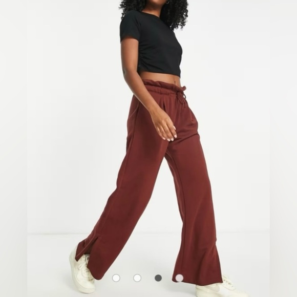 Nike | Women’s Rust Red Everyday Modern Jogger Wide Leg Split Hem Sweatpants, XS - Picture 1 of 16
